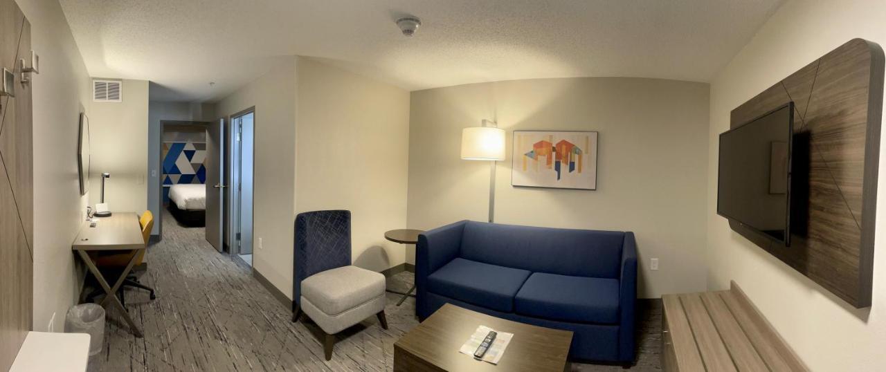 Holiday Inn Express & Suites Marquette, An Ihg Hotel Esterno foto