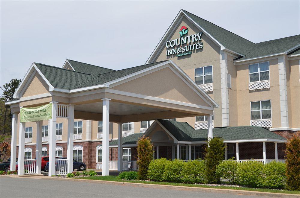 Holiday Inn Express & Suites Marquette, An Ihg Hotel Esterno foto